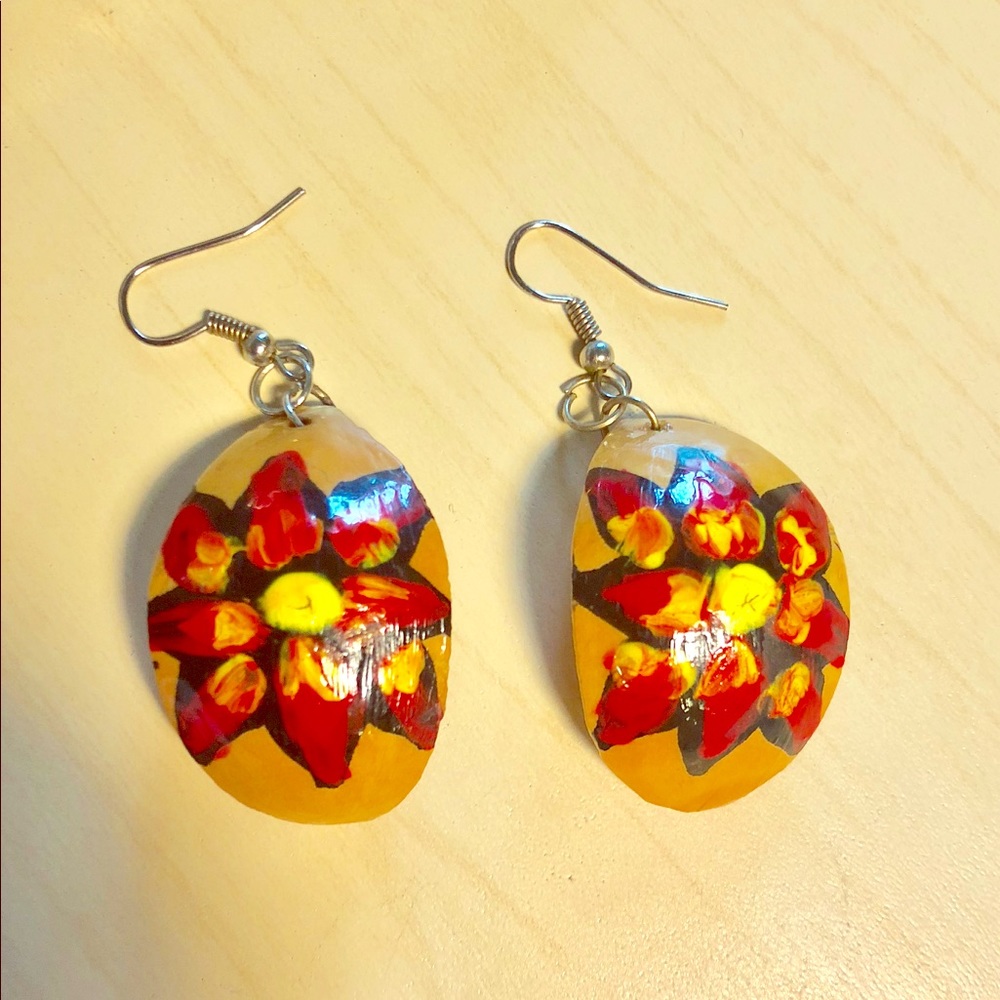 Nicaraguan Artesanal Painted Seed Earrings